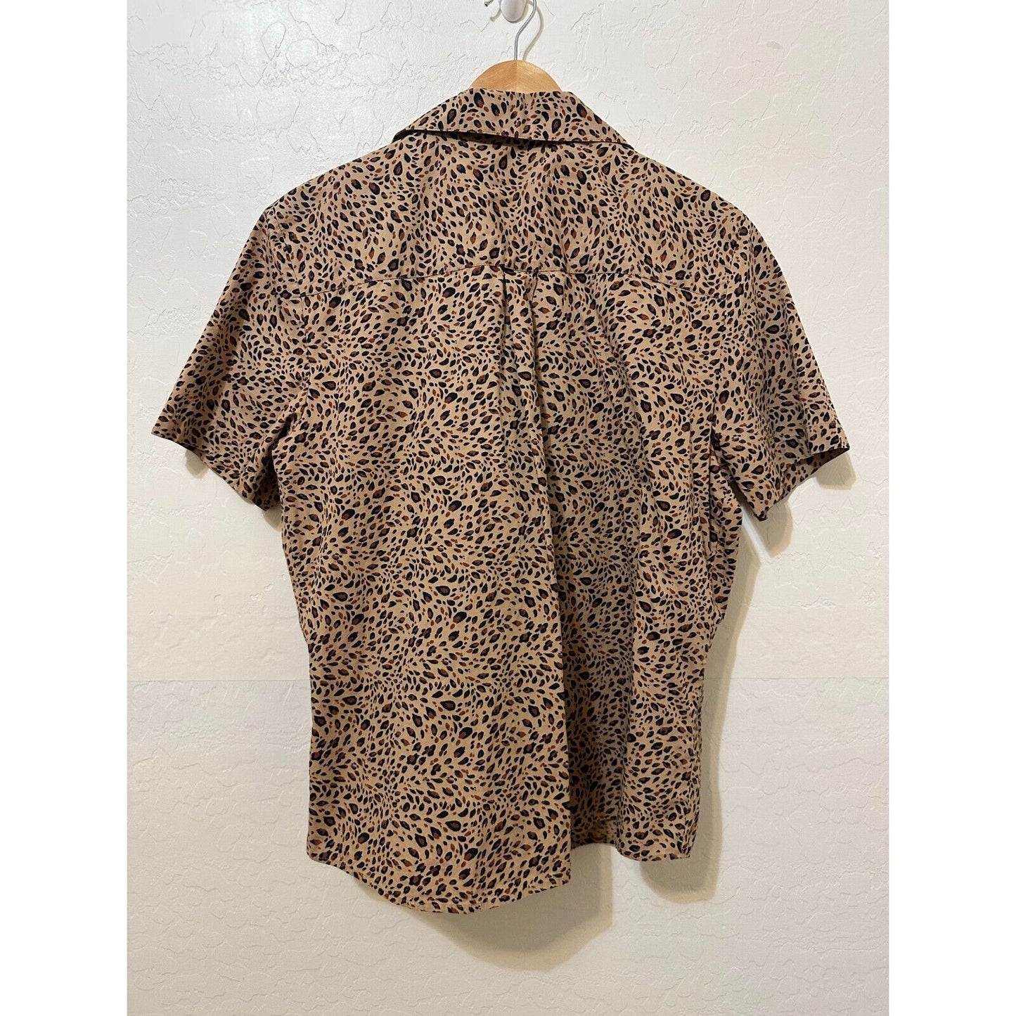 Karen Scott Embroidered Animal Print Top L Floral Hawaiian Aloha Beachy Travel