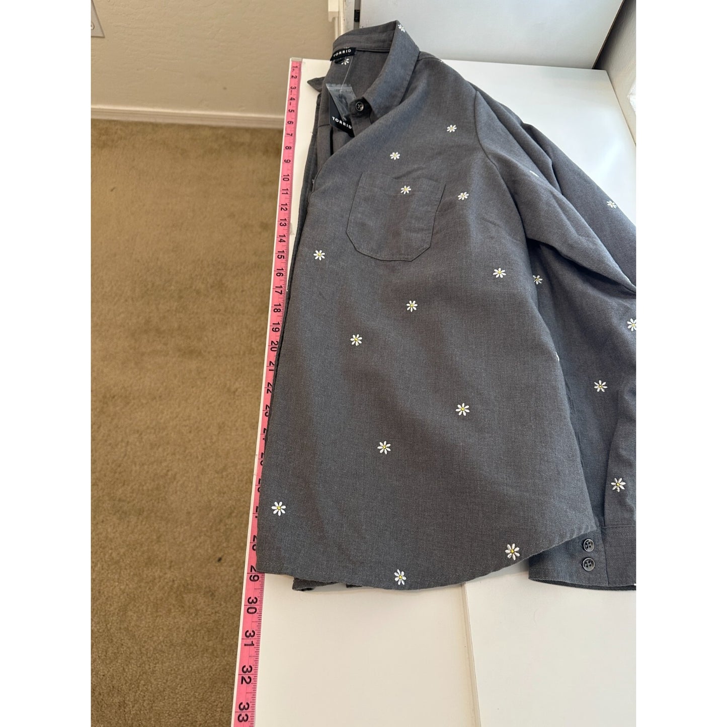 Torrid Womans Dainty Floral Print Button Up Size 1X Western Cowboy Boho Travel