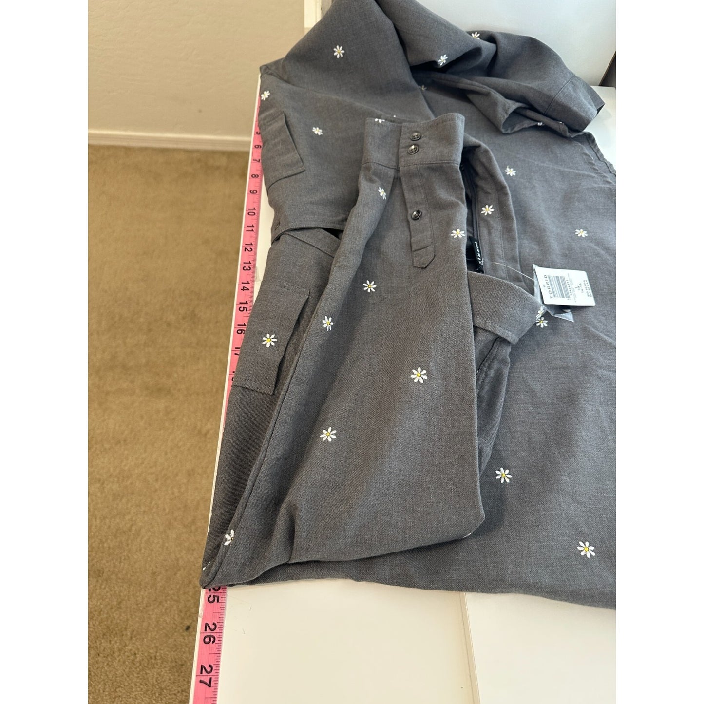 Torrid Womans Dainty Floral Print Button Up Size 1X Western Cowboy Boho Travel