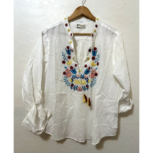 Magazine Womans Floral Embroidered Top Size XL Artsy Boho Western 70s