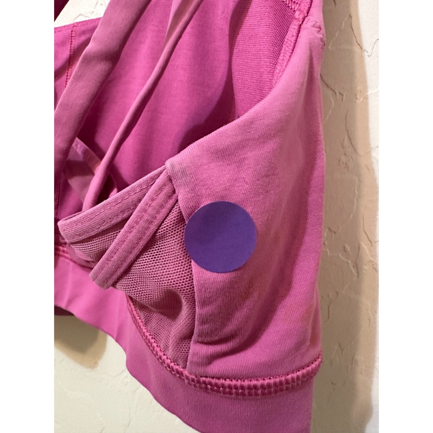 Lululemon Pink Sports Bra Size M Active Workout Yoga Gym Running Scoop Neck