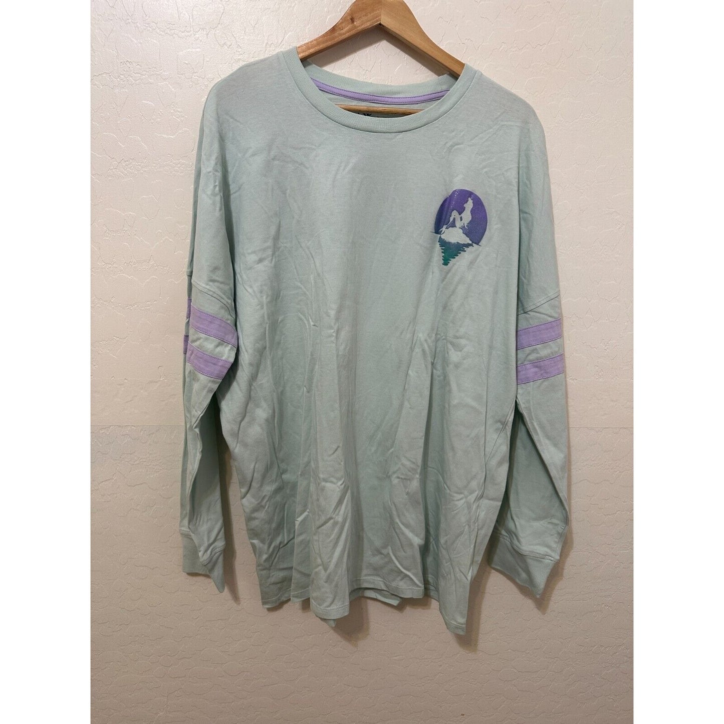 Disney Womans Atlantica Long Sleeve Top Size XL Little Mermaid Resort Travel Sea