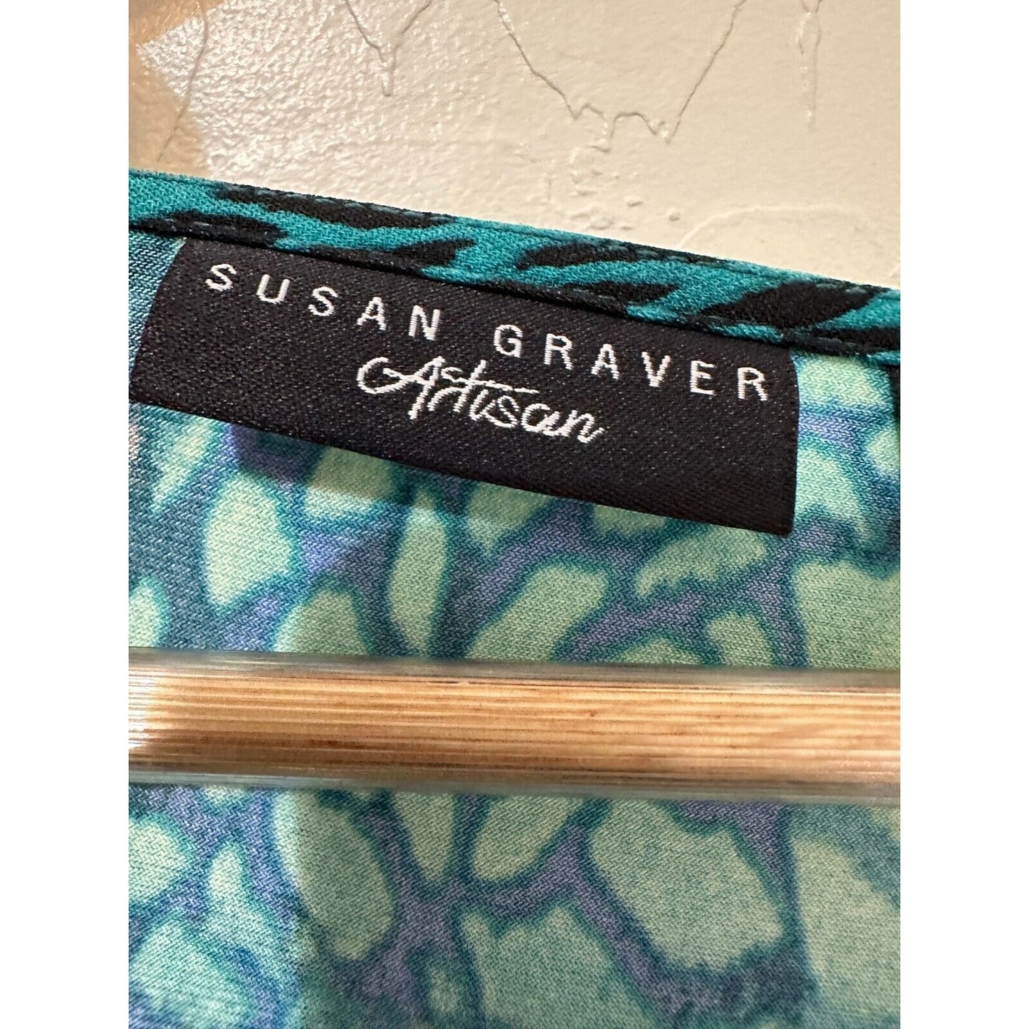 Susan Graver Artisan Woman Animal Print Top Size 3X Jeweled Travel Resort Cruise
