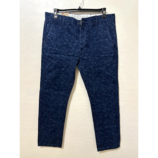 Levis Mens Chino Jeans Size 36X32 Camo Casual Work Denim Preppy Classic