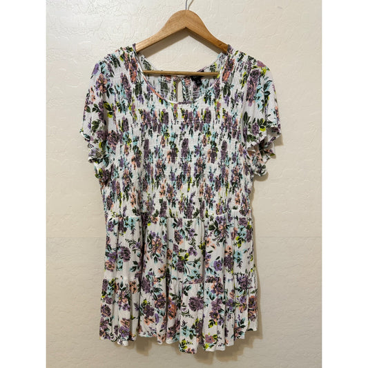 Torrid Womans Floral Smocked Top Size 3X Bloomcore Beachy Tropical Travel Vacay