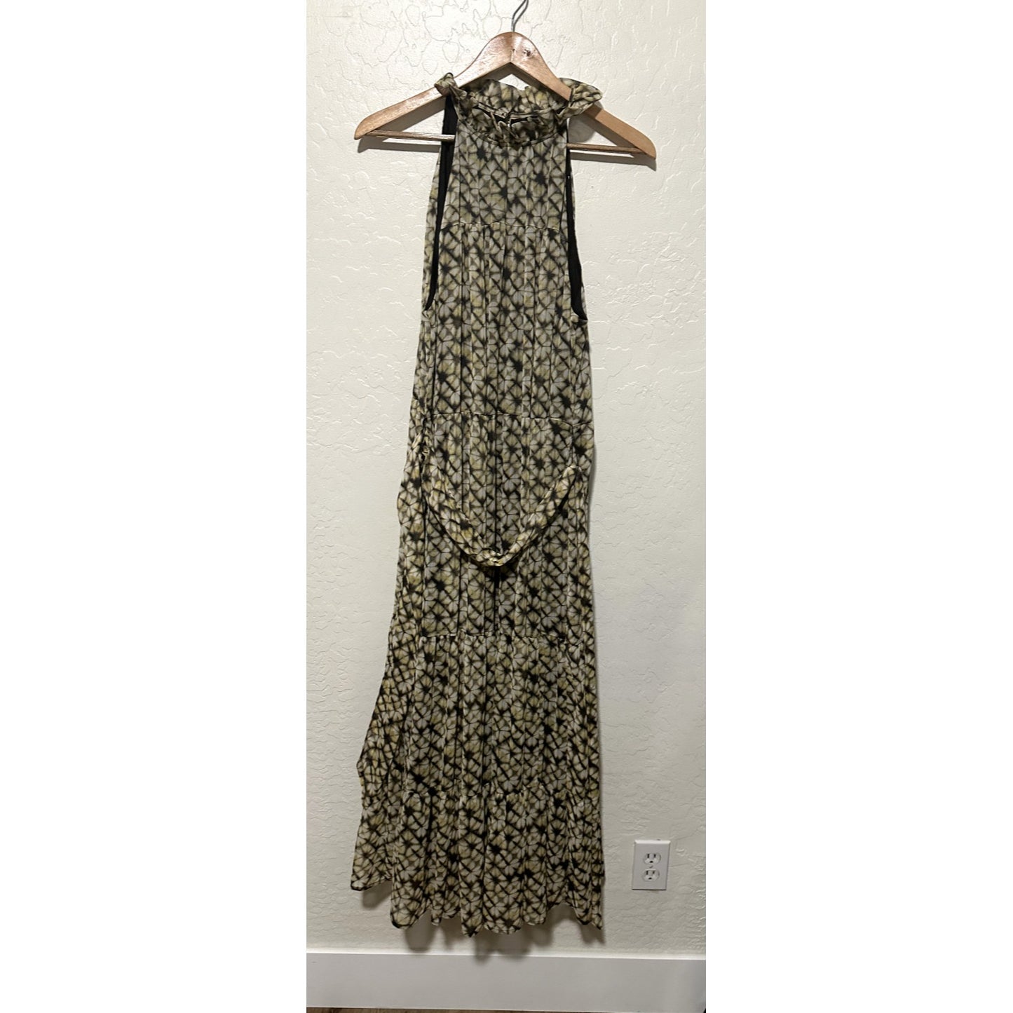 Banana Republic Woman's Floral Tiered Maxi Dress Size L Vacay Boho Summer Tiered