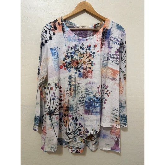 Jess & Jane Woman Floral Asymmetrical Top Size 1X Artsy Lagenlook Travel Beachy