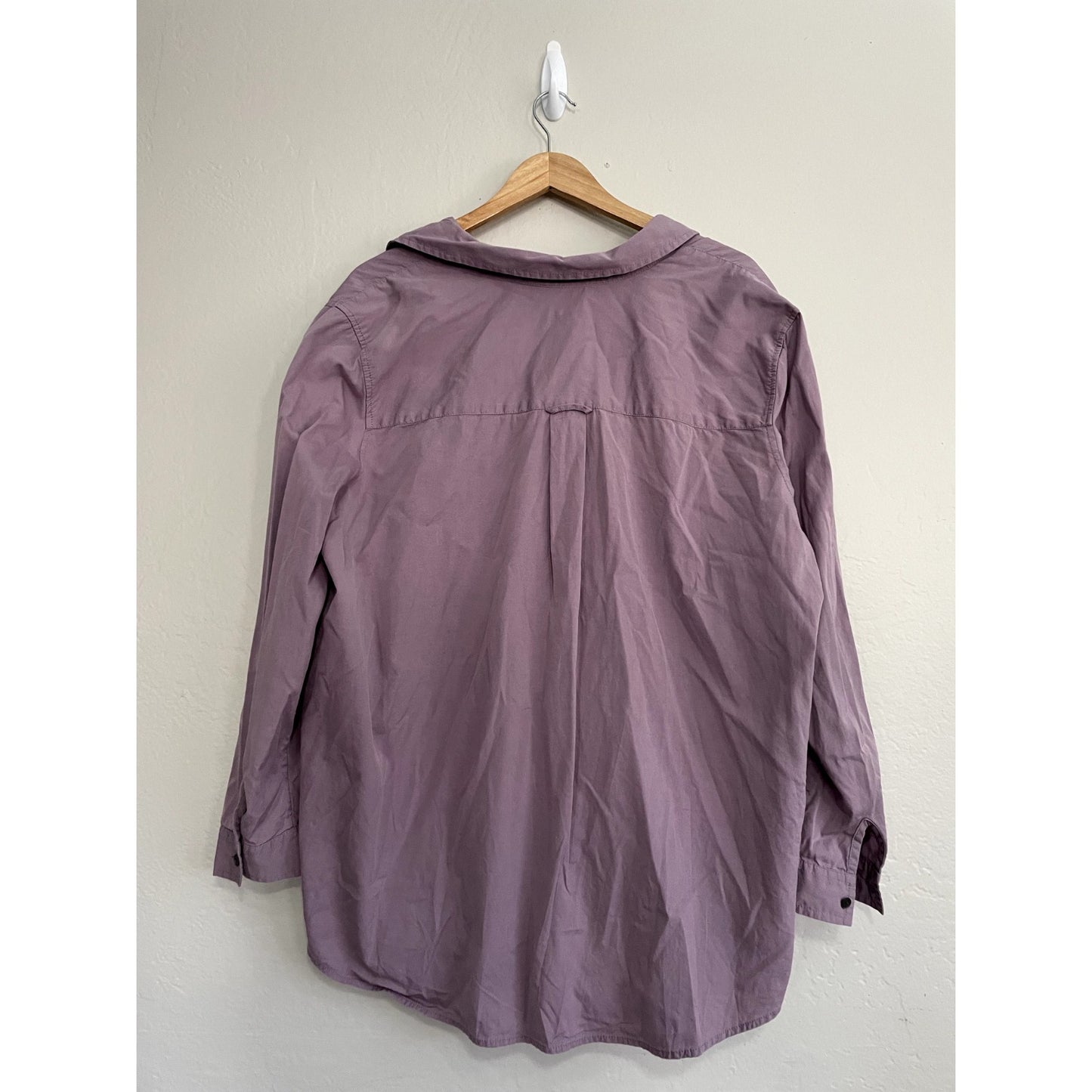 J Jill Womans Long Sleeve Button Up Top Size XL Collared Purple Minimal Office