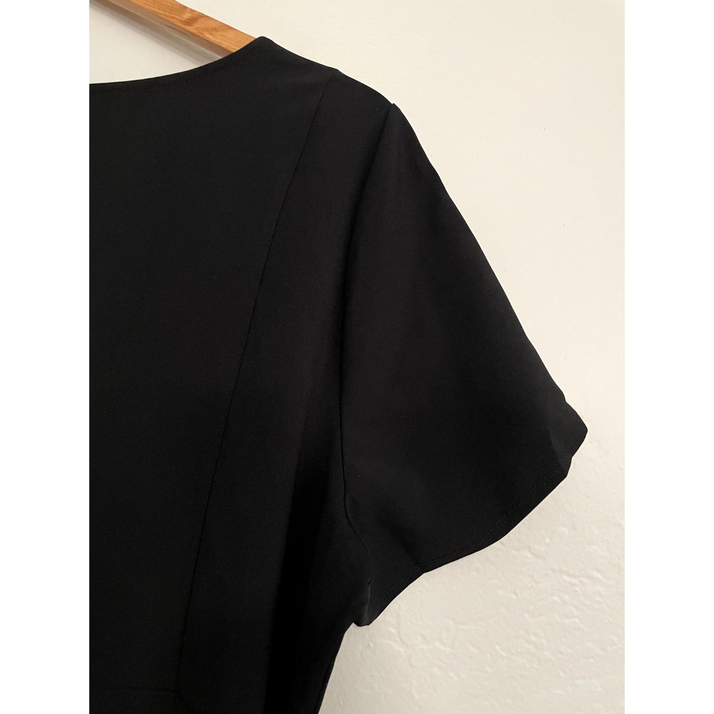 Lane Bryant Women Short Sleeve Wide Leg Jumpsuit Size 20 Black Round Neck NWT