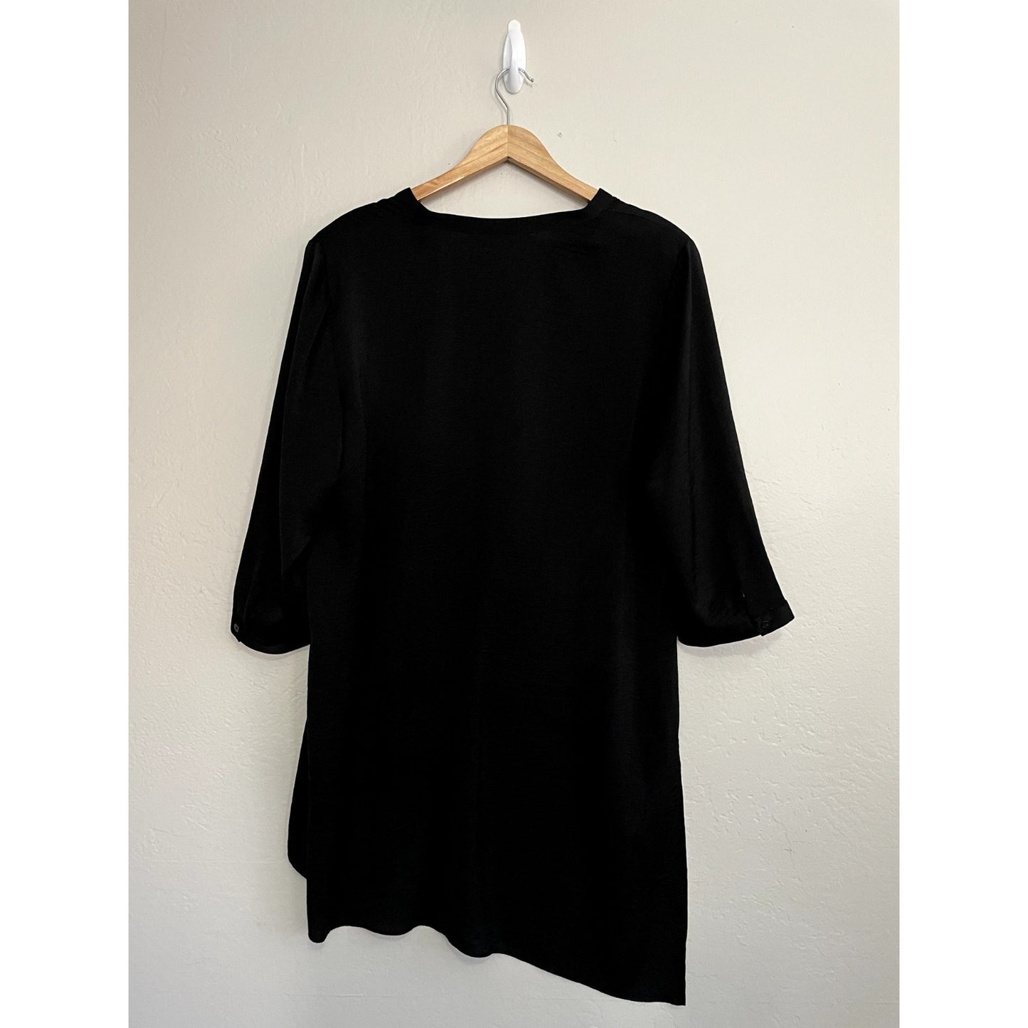 Chicos Womens High Low Top Sz 3 Lagenlook Black Minimal Office Career 3/4 sleeve