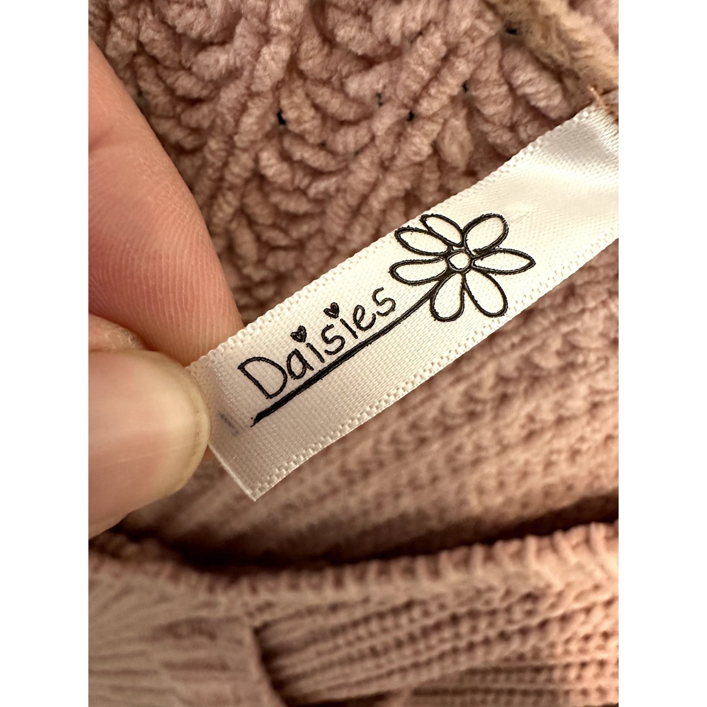 Daisies Womans Chunky Knit Sweater Shirt Size 2X Long Lined Boho Beachy Office