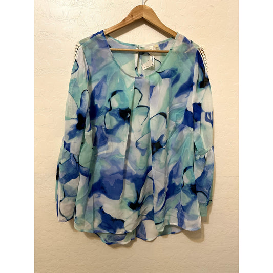 Womans Watercolor Top Size 1X Floral Boho Beachy Peasant Vacay Travel Career