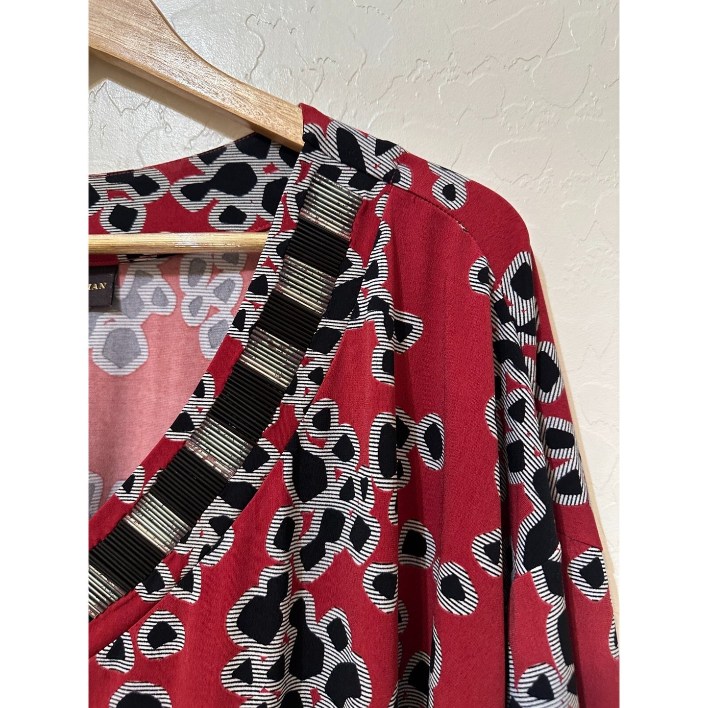 Dana Buchman Womans Red Top Size 3X Casual office Career Travel Vacay Preppy